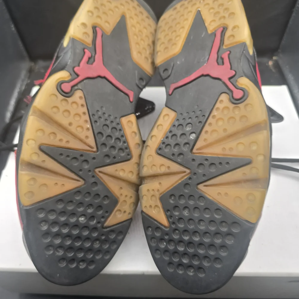 Men's‎ Red Jordan Sneakers